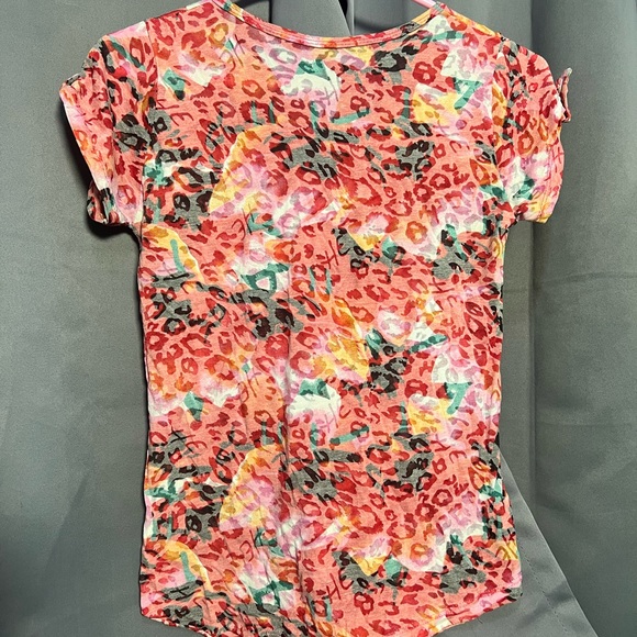 Colorful Patterned Women's Top - Picture 3 of 3